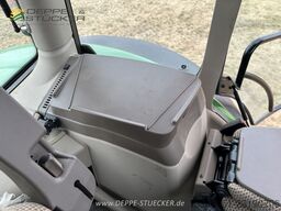 John Deere 6R 215