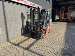 NISSAN FD01A15 duplo330 sideshift / 4e Functie DIESEL FULL CAB. LOW HOURS