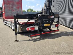 DAF XF 460 6x2 / PENZ CRANE