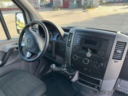 Mercedes-Benz sprinter 319