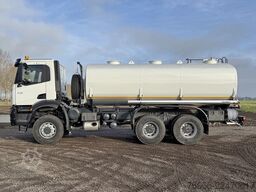 Iveco T-Way AD380T47WH Water Tank Truck