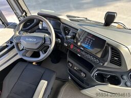 Iveco S-Way 500 6x2 ADR