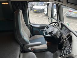 Volvo FM 330 Globetrotter / 742 dkm / VEB+ / Spoilers...