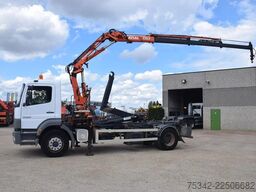 Mercedes-Benz Atego 1823