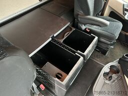 Mercedes-Benz Actros 1842 Gigaspace / 430 dkm / NL Truck / AP...