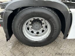 Mercedes-Benz Actros 1842 Gigaspace / 430 dkm / NL Truck / AP...