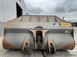 Volvo L 220 GP Bucket