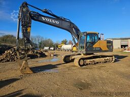VOLVO EC 220 EL
