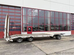 Müller Mitteltal T3  3 Achs Tiefladeranhänger