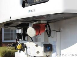 SCHMITZ Thermo King SLXi 300 Doppelstock 2,65h   Strom