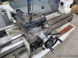 COLCHESTER Triumph VS 2500