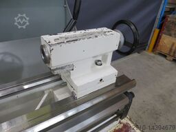 COLCHESTER Triumph VS 2500