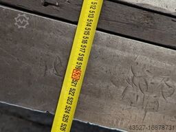 Plattenfeld 7000 x 5250 x 330 mm