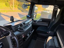 MAN TGX 33.560 6x4 Kran 21m  FUNK