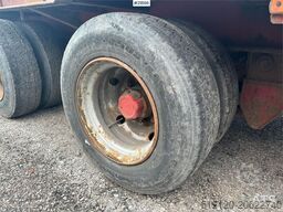 NC 3-axle machine trailer