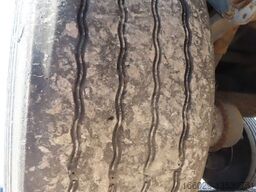 KRONE Stahlmattenauflieger mit Bordwände