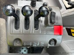 Volvo L 90 H (High tip + New tires)