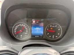 Mercedes-Benz Sprinter 319 CDI 4x4 3665 DISTRONIC AHK LED