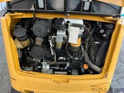 Caterpillar 301.7D / 2015 / nur 1.588h /