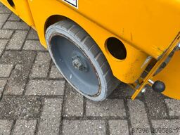 Haulotte Compact 8 Hoogwerker Schaarhoogwerker