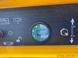 Haulotte Compact 8 Hoogwerker Schaarhoogwerker