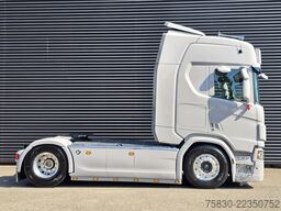 Scania R770 V8 4x2 / PARKING COOLER / 2 TANKS / PTO / ...