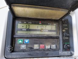 Schmitz Cargobull Tiefkühler Multitemp Doppelstock Trennwand