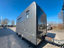  STX Trailer  3-4 Pferde Wohnung, Dusche