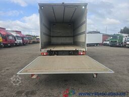 Mercedes-Benz Atego 818 Klima 3 Sitze LBW BÄR 2.000 Kg 214TKM