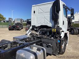 Ford Ford 4x2 Road 1833 Daycab