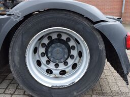 Daf XF 480 Low Liner Mega Hubsattelplatte ACC