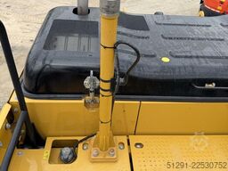 Caterpillar 323 FL