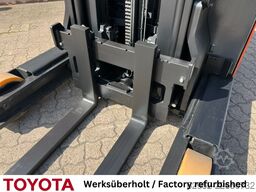 Toyota RRE 160 H / nur 950h!