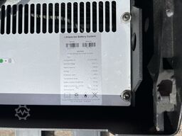 Toyota LWE 200 / nur 90 Std.!