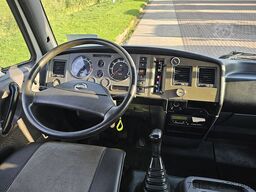 NISSAN ATHLEON