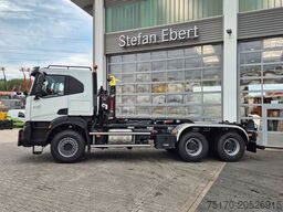 IVECO X-Way AT300X48Z/P HR OFF 6x4 Hiab Winterdienst