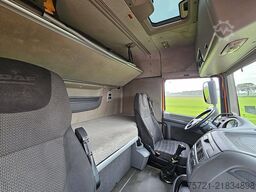 DAF XF 440 SPACECAB MANUAL