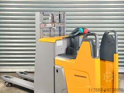 Jungheinrich ERD 220 - Service Neu - Batterie 82% - 2,01m Hub -2t