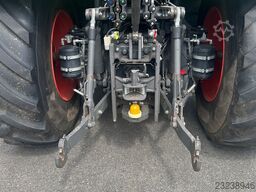 CLAAS Axion 870
