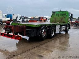Iveco Eurotrakker 260 E 43 (BOITE MANUELLE / 6X2 / LA...