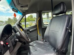 MERCEDES-BENZ Sprinter 316 ERDGAS/CNG 9 Sitze MOTOR KAPUTT