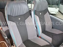 Mercedes Tourismo 17RHD / Full options / Lift