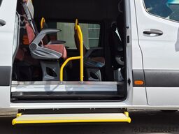 MERCEDES-BENZ 10 Sprinter Lord Light 22 Sitzer Vorlauffahrzeug