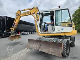 Liebherr A 308