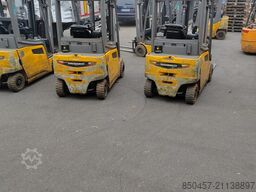 Jungheinrich EFG320 no battery