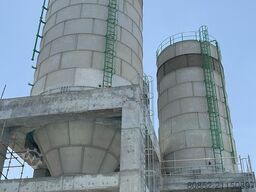 Polygonmach 1000 TONS BOLTED TYPE CEMENT SILO