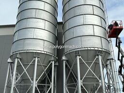Polygonmach 1000 TONS BOLTED TYPE CEMENT SILO