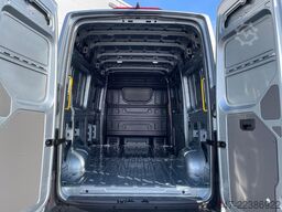 MAN TGE 3.180 L3H3 Kasten 4x4 STANDHZ ACC LENKRADHZ