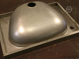 Edelstahl Typ 390/285/H120 mm