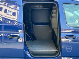 VOLKSWAGEN CADDY 2.0 TDI KLIMA SHZ PDC VORNE + HINTEN